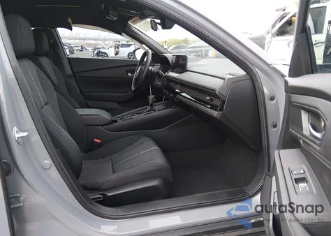 2024 Honda Accord Hybrid Sport z USA, uszkodzony, nr VIN 1HGCY2F56RA050737